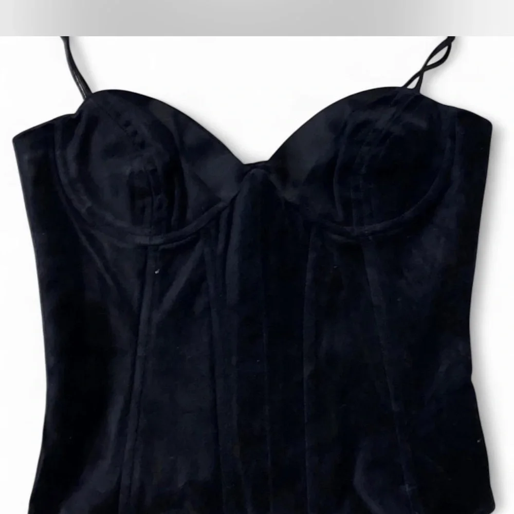 BCBGMaxAzria Black Velvet Corset top.  High quality fabric made in Hong Kong - Picture 5 of 6